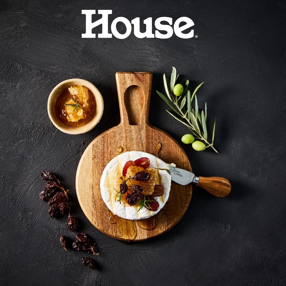 1000 x 1000 HSE XMAS LOGO WITH LOGO.jpg